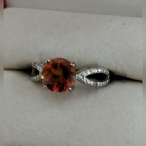 Elegant Sterling Silver Ring With 2.01 Ct Azotic Topaz Gem